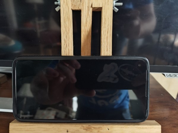 phone easel, woodworking